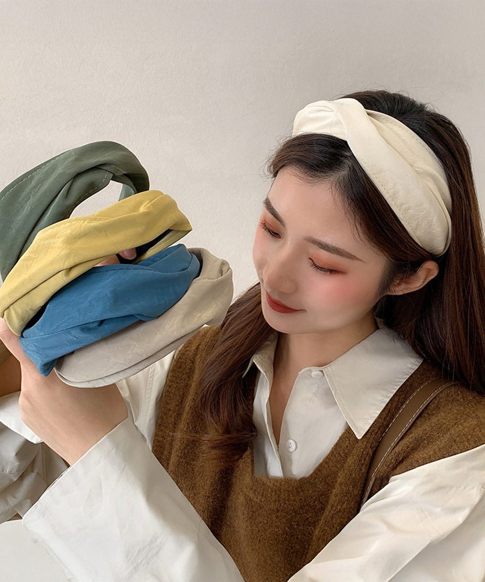 ツイスト ワイドカチューシャ 小顔洗顔
