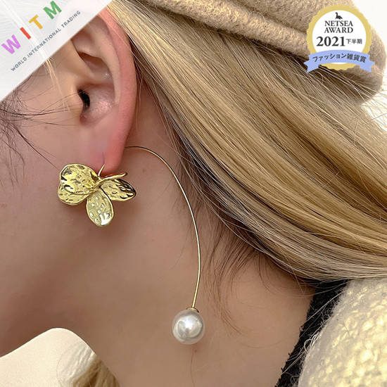 パール 花 ピアス 耳飾り レトロ 設計感 ファッション レディース