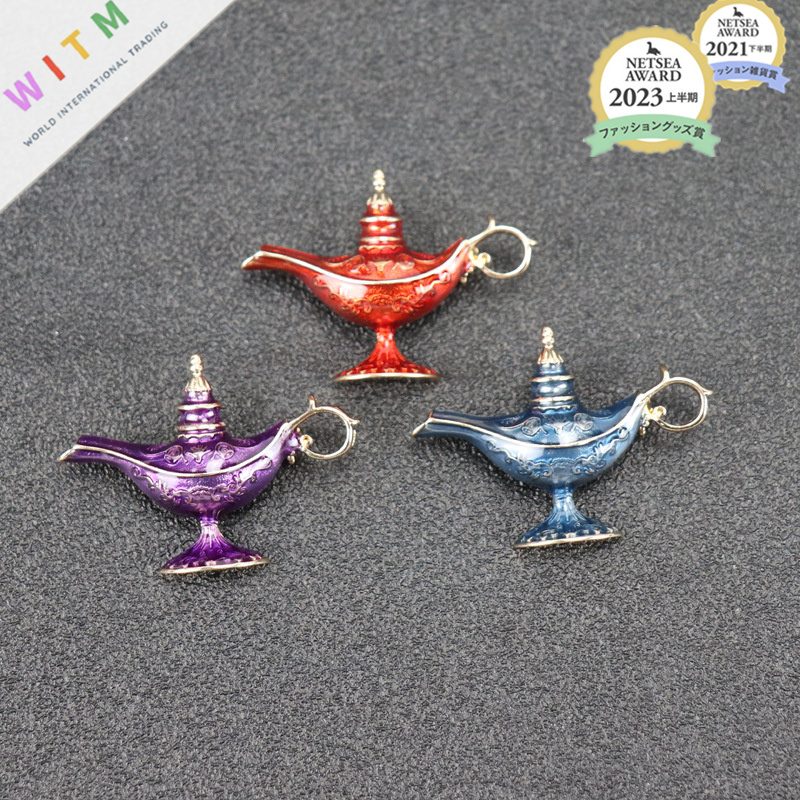 ランプ ブローチ アクセサリー 記念日 プレゼント 上品 かわいい レトロ 入園式
