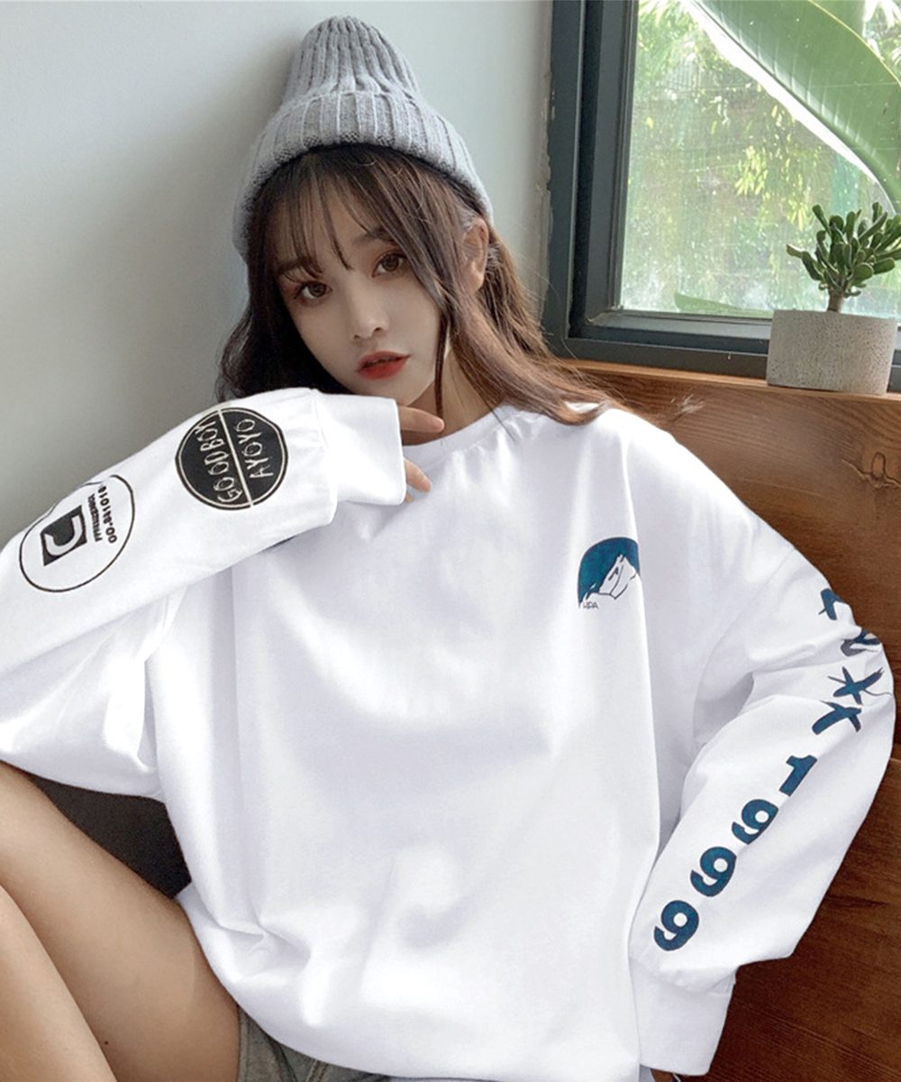 ロゴトレーナー 韓国風 ビッグシルエット