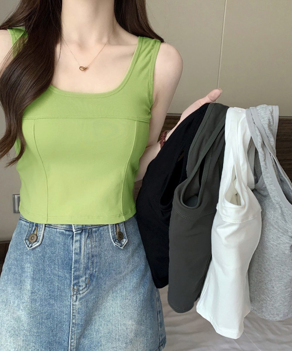 カップ付きタンクトップ ショート丈 夏服