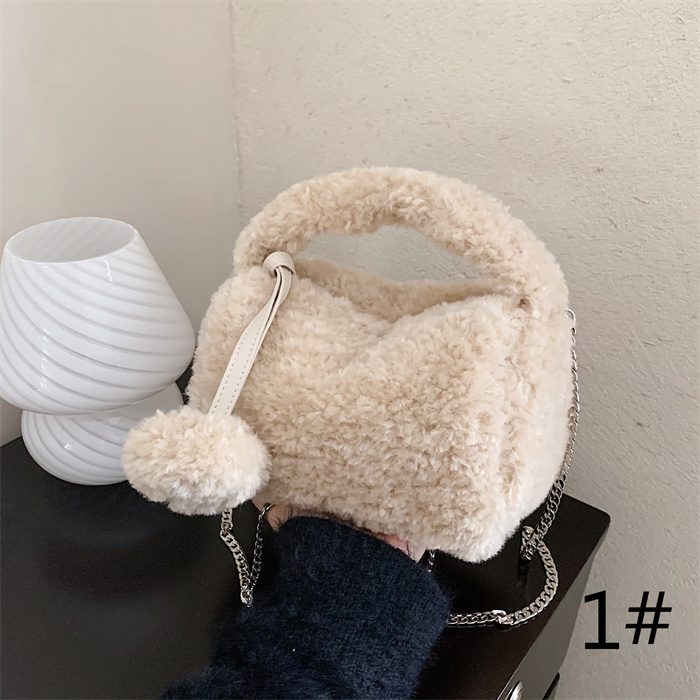 ハンドバッグ ファーバッグ ボリューム ふわふわ 可愛い 手提げ かばん もこもこ