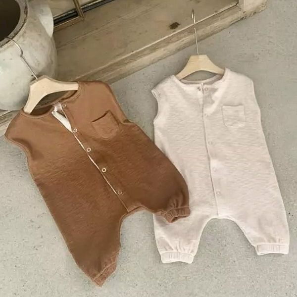ins 秋新作　ベビー服　ロンパース　ノースリーブ　男の子　女の子　可愛い　おしゃれ　カバーオール