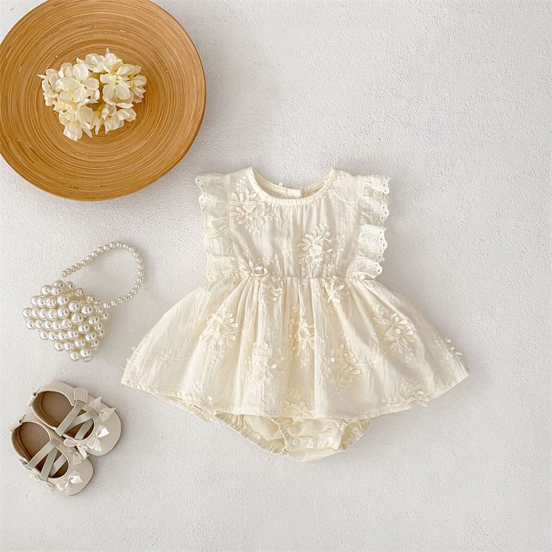 ins 夏新作　ベビー服　レース　フラッタースリーブ　ロンパース　女の子　可愛い　刺繍花柄　子供服