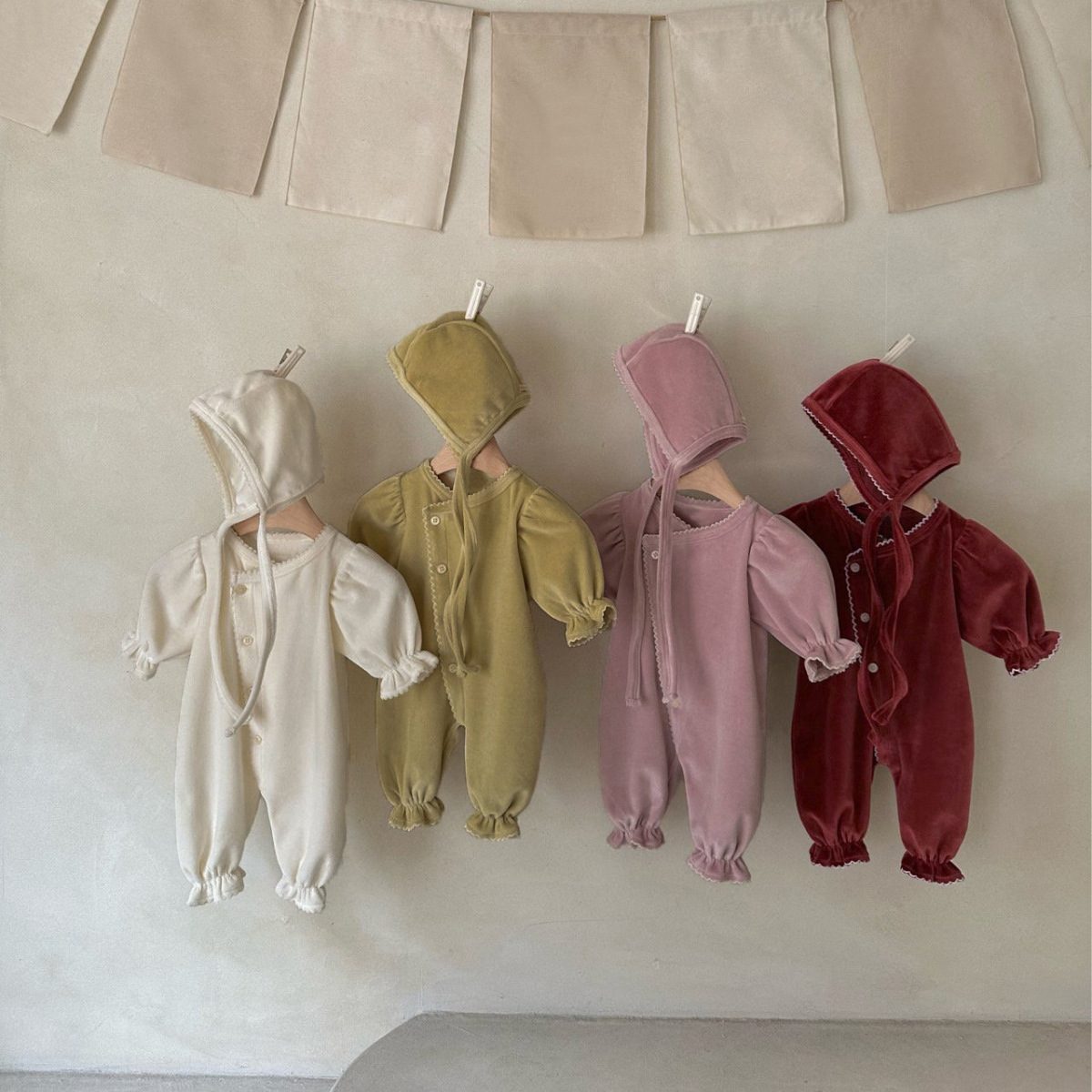 ins 秋新作　ベビー服　新生児　ベルベット　ロンパース　柔らか　長袖　カバーオール　可愛い　子供服