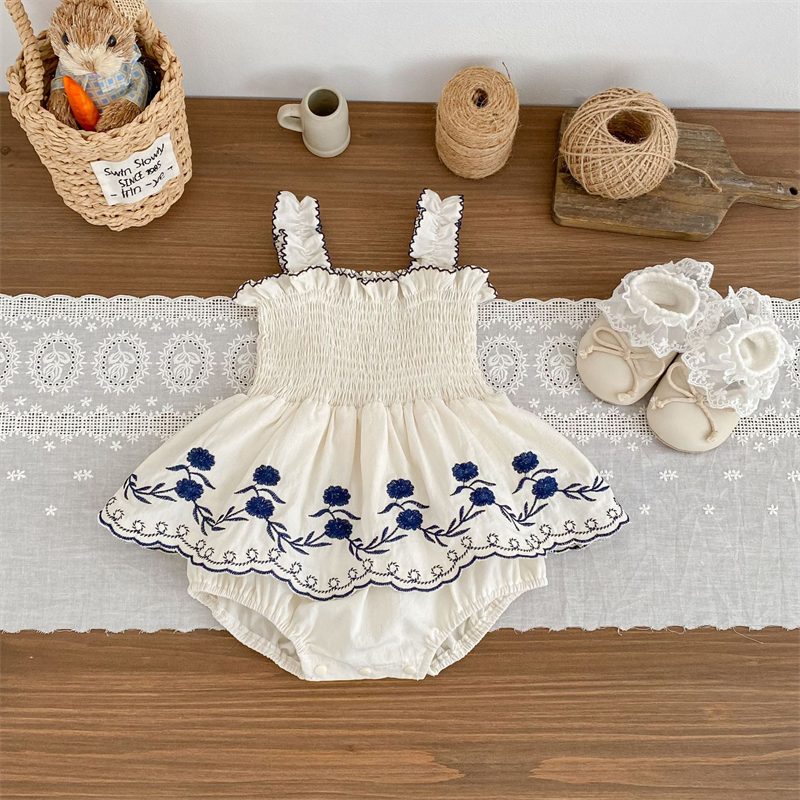 夏新作　ベビー服　キャミロンパース　女の子　可愛い　刺繍花柄　おしゃれ　カバーオール　子供服