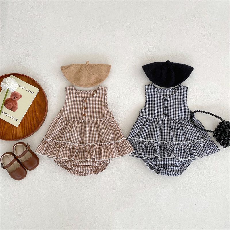 ins 夏新作　ベビー服　女の子　チェック柄　ノースリーブ　ブラウス　セットアップ　ショートパンツ