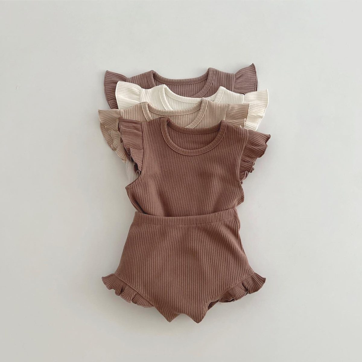 ins 夏新作　ベビー服　リブ　Tシャツ　ショートパンツ　2点セット　無地　柔らかい　子供服　可愛い