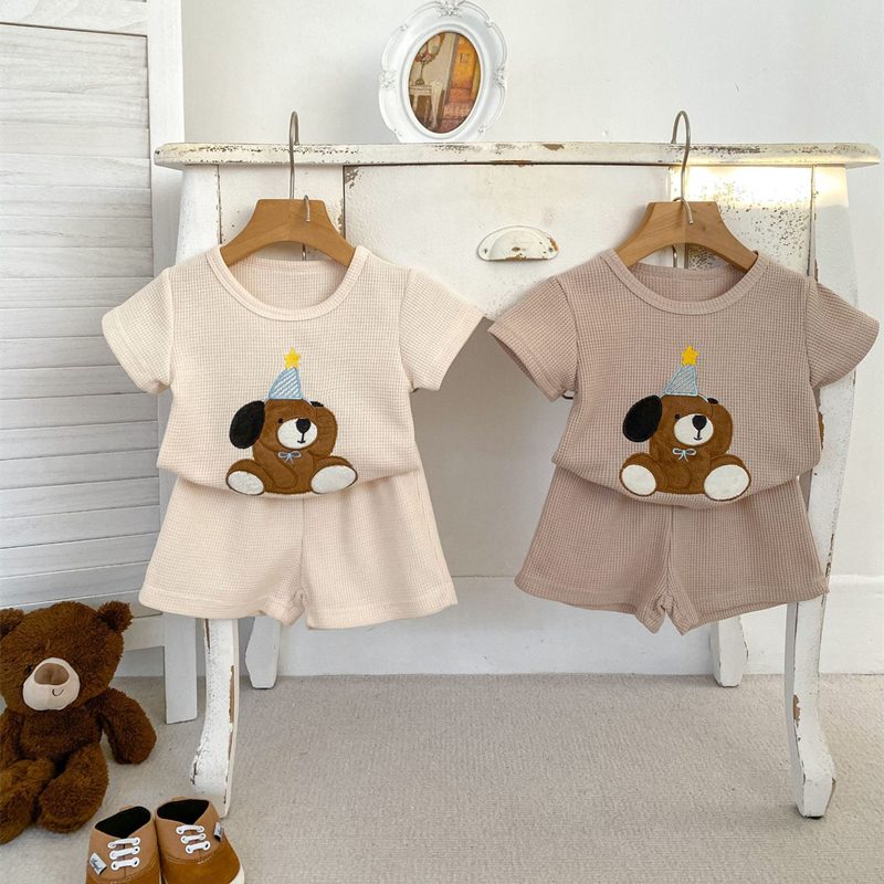 ins 夏新作　ベビー服　ワッフル　セットアップ　半袖Tシャツ　ショートパンツ　可愛い　刺繍　クマ柄