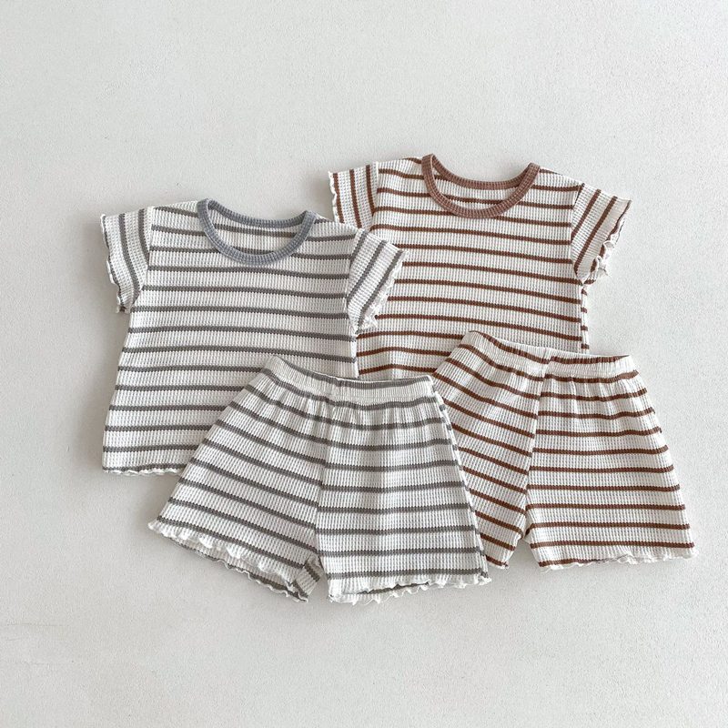 ins 夏新作　子供服　ワッフル　セットアップ　Tシャツ　ショートパンツ　ボーダー柄　可愛い　おしゃれ