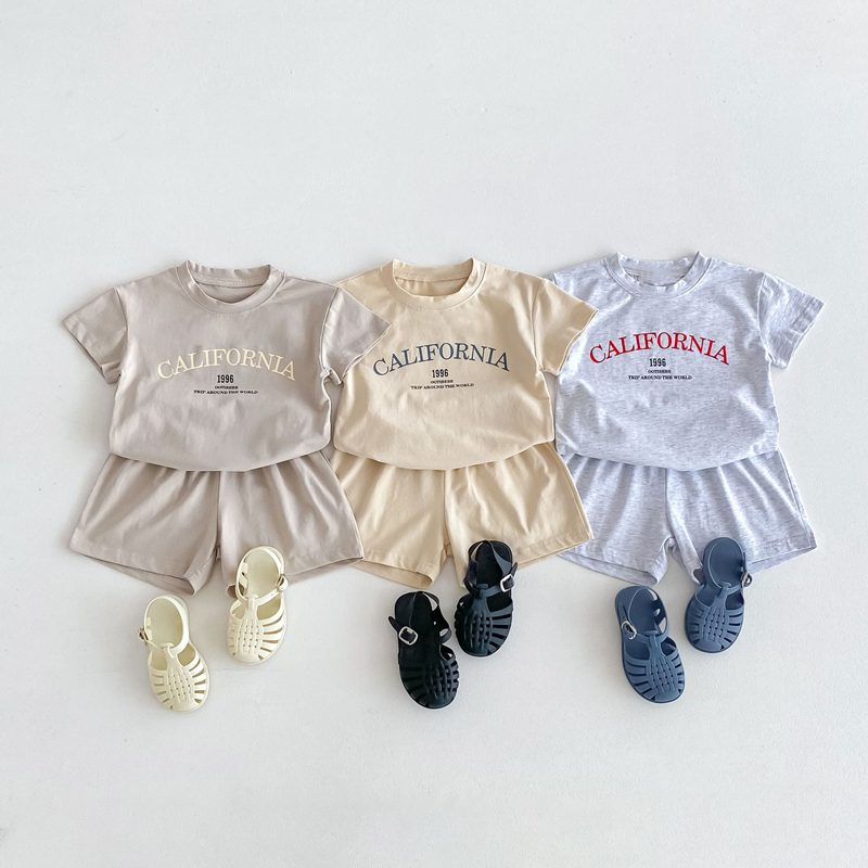 ins 夏新作　子供服　セットアップ　半袖　Tシャツ　ショートパンツ　カジュアル　英字　可愛い　柔らか