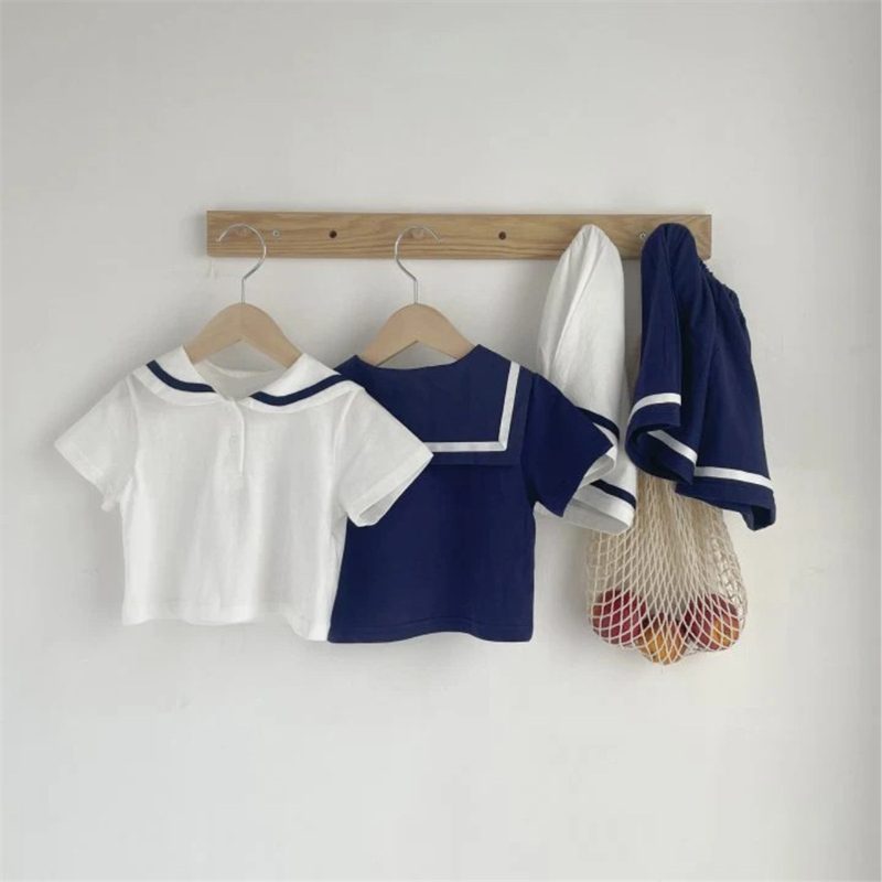 ins 夏新作　子供服　セーラーカラー　半袖　セットアップ　Tシャツ　ショートパンツ　可愛い　通園　2色