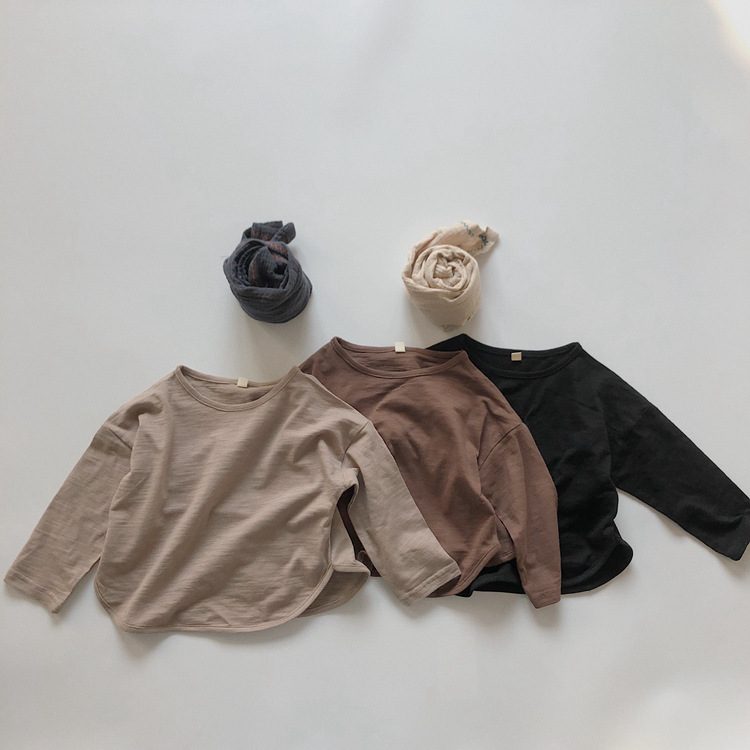 ins 秋新作　子供服　長袖　Tシャツ　カジュアル　無地　トップス　インナーシャツ　男女兼用　可愛い