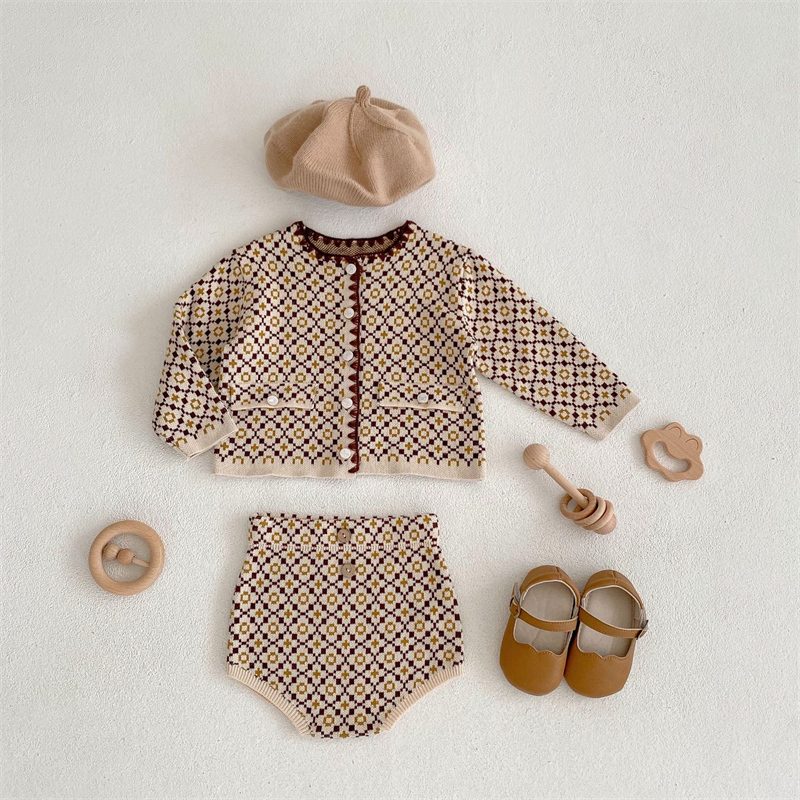 ins 秋新作　ベビー服　女の子　ニット　ショートパンツ　可愛い　子供服　カーディガン　おしゃれ