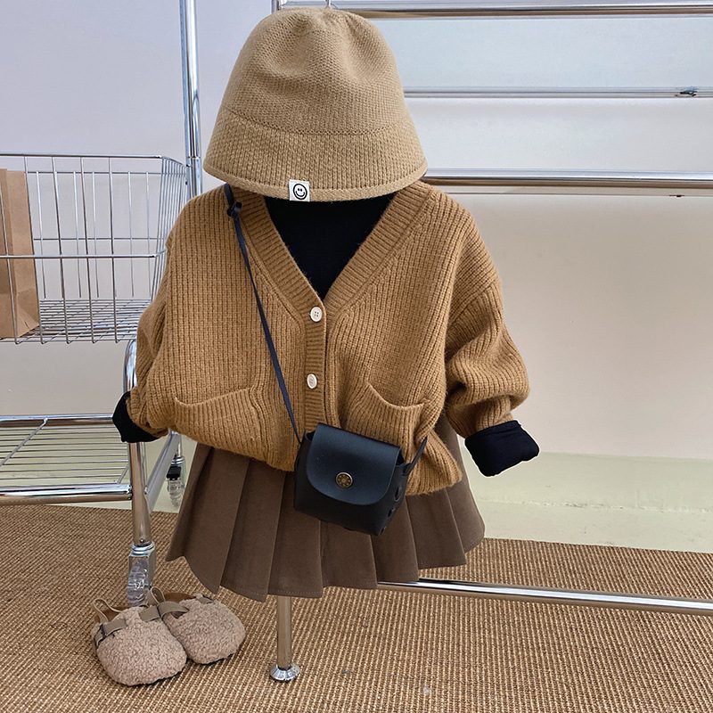 ins 秋冬新作　森ガール　女の子　カーディガン　ニットコート　おしゃれ　カットソー　ニット　キッズ服