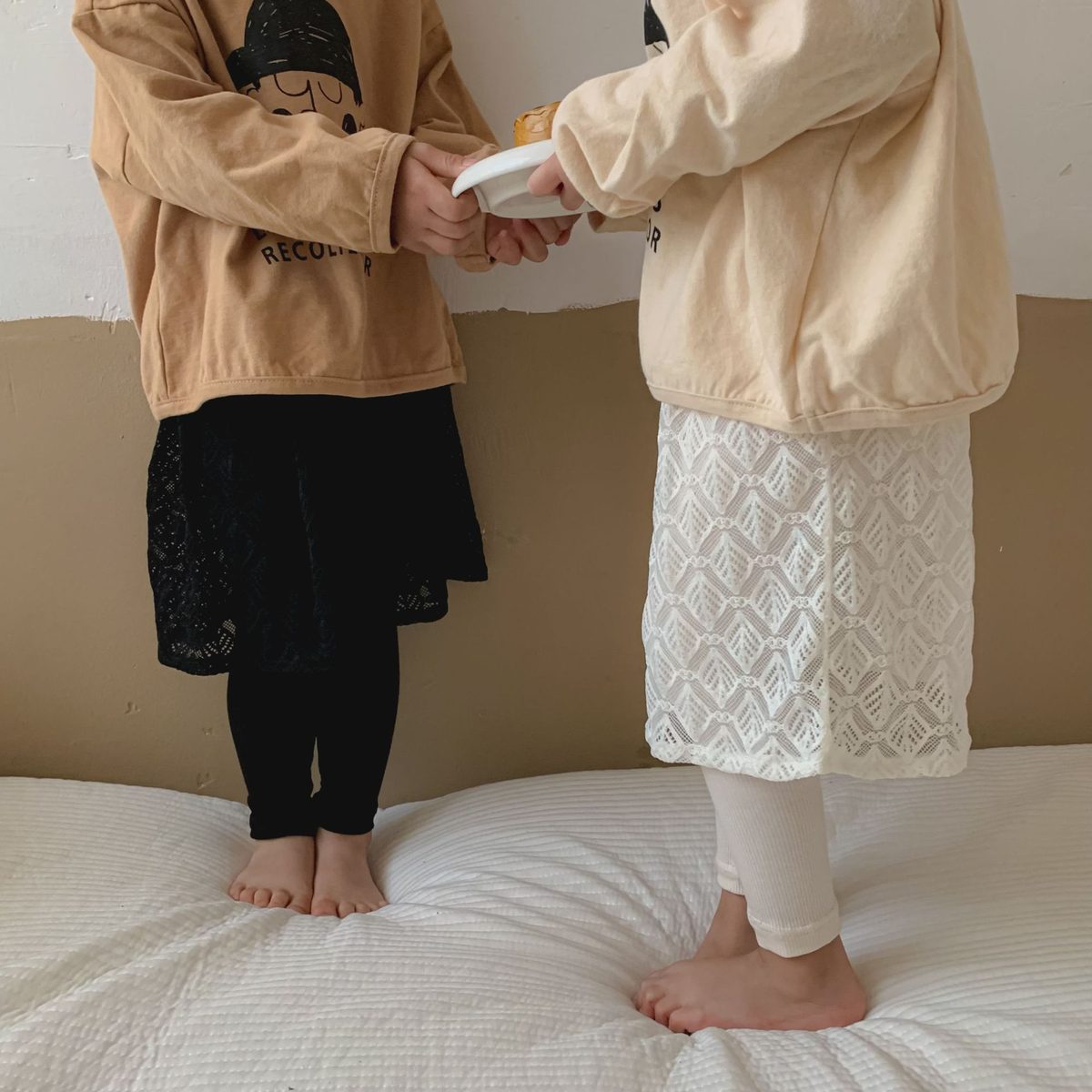 ins 新作　秋　女の子　レギンス　フェイクレイヤード　レース　子供服　おしゃれ　カジュアル　可愛い