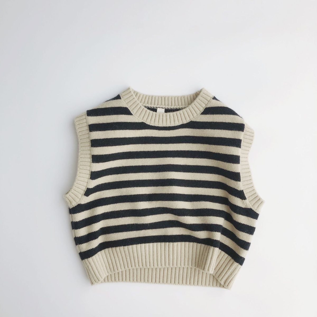 ins 秋新作　子供ニットベスト　キッズ服　ボーダー柄　重ね着　トップス　ノースリーブ　子供ジレ