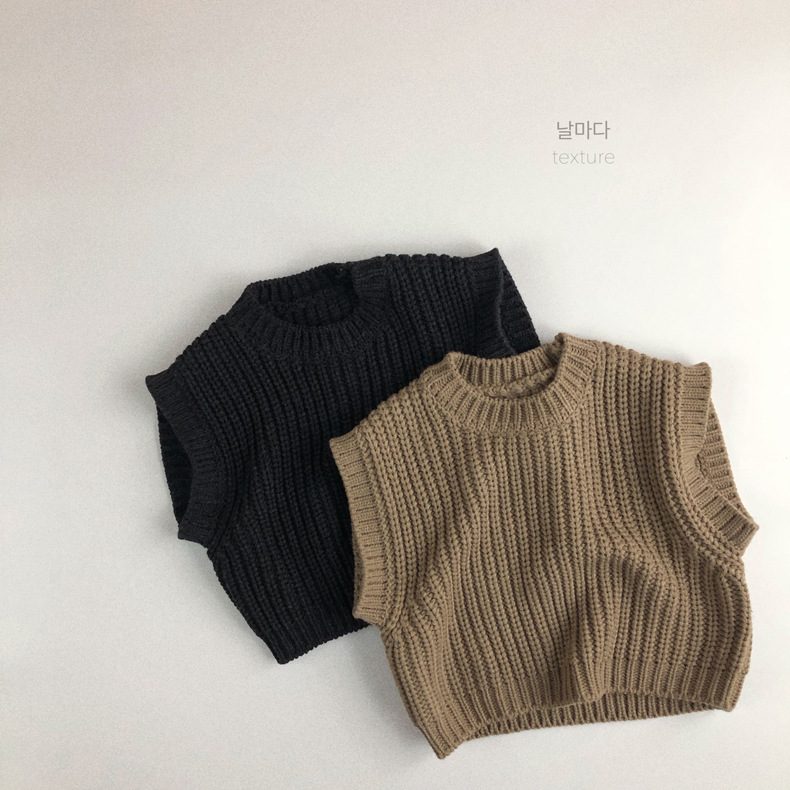 ins 秋新作　子供ニットベスト　キッズ服　無地　重ね着　トップス　ノースリーブ　男女兼用　子供ジレ