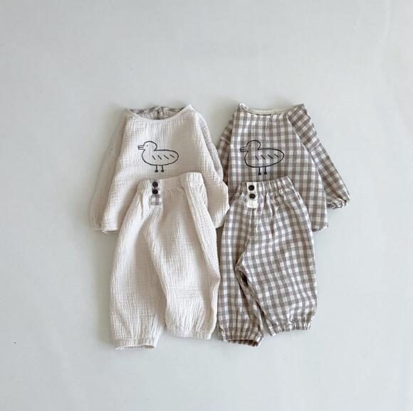 夏新作　2点セット　シャツ　パンツ　セット　子供服　キッズ　韓国ファッション　カジュアル