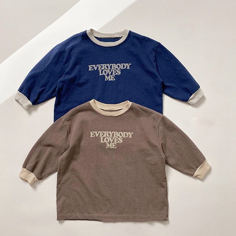 ins 秋新作　子供服　レトロ風　長袖Tシャツ　英字　インナー　カジュアル　トップス　男の子　可愛い