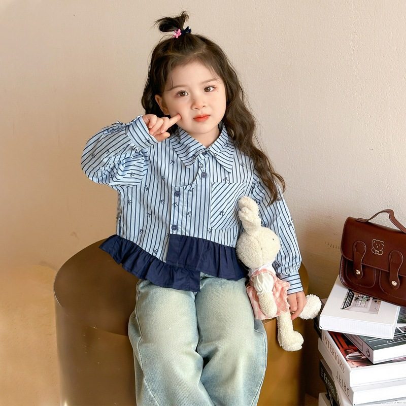 ins 秋新作　子供服　ストライプ柄　シャツ　カジュアル　トップス　おしゃれ　女の子　春　秋