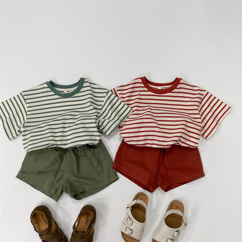 ins 夏新作　子供服　キッズ　ストライプ柄　半袖　Tシャツ　カジュアル　トップス　可愛い　おしゃれ　3色