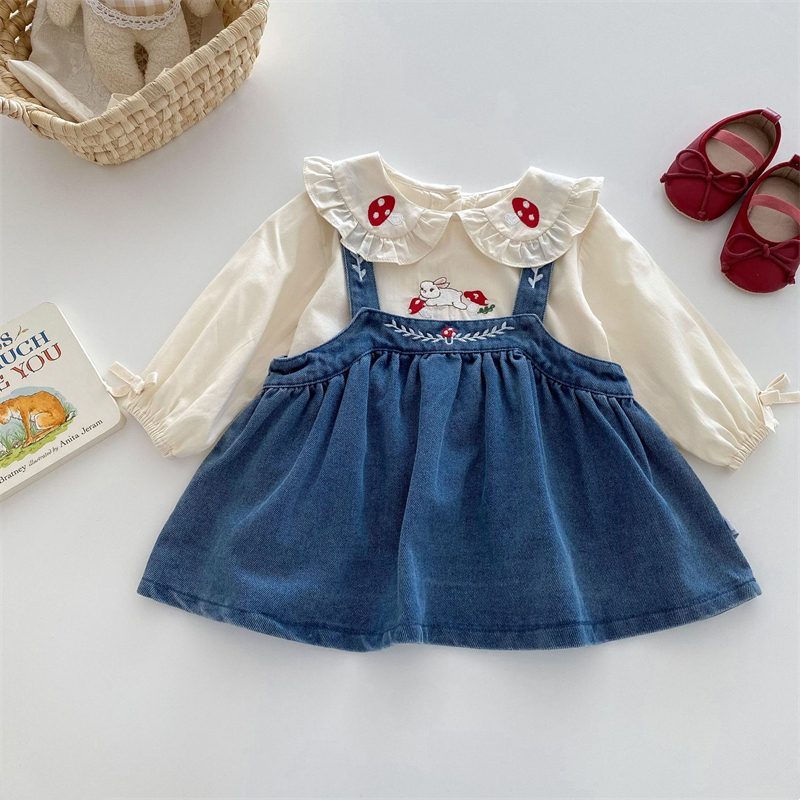 ins 秋新作　子供服　女の子　デニム　サロペットスカート　刺繍　おしゃれ　可愛い　スカート　ボトムス
