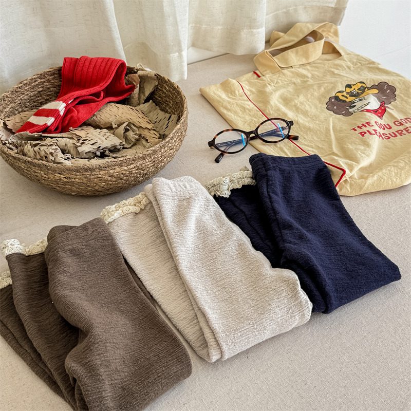 ins 秋新作　子供服　レギンス　女の子　レースドッキング　ロングパンツ　無地　柔らか　ボトムス　３色