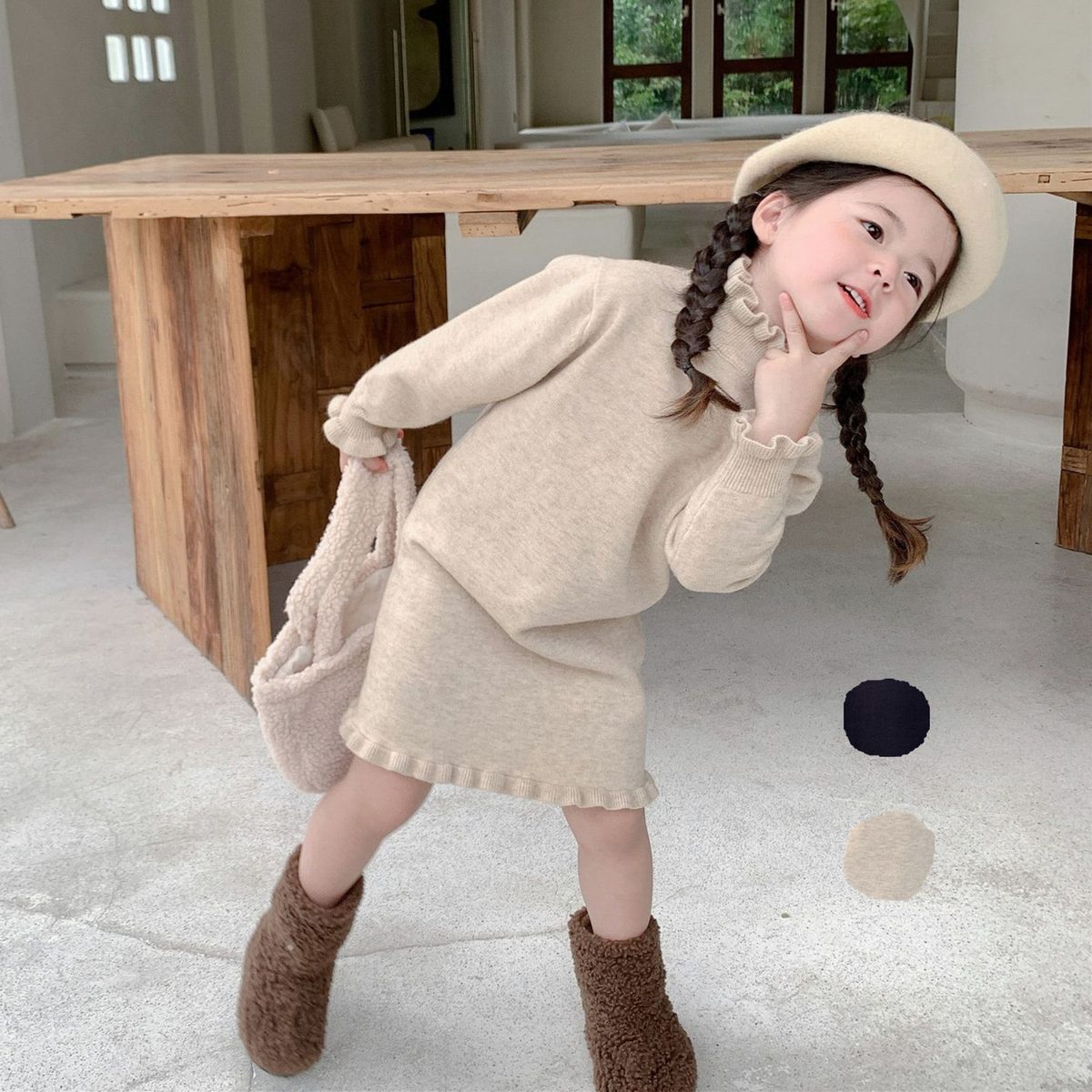 秋新作　キッズ服　女の子　ニットワンピース　立ち襟　無地　可愛い　おしゃれ　フリル　ワンピース