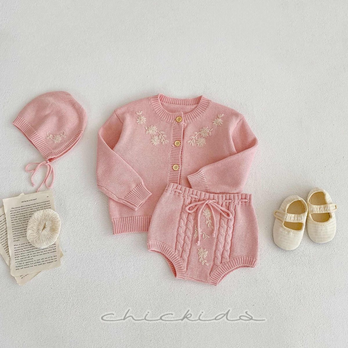 ins 秋新作　ins　ベビー服　刺繍　ニットトップス　カーディガン　パンツ　帽子　子供服　可愛い