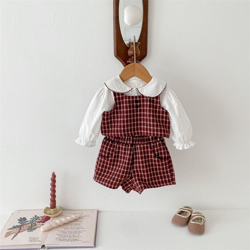 ins 秋新作　子供服　レトロ　格子　セットアップ　ベスト　ショートパンツ　可愛い　おしゃれ　カジュアル