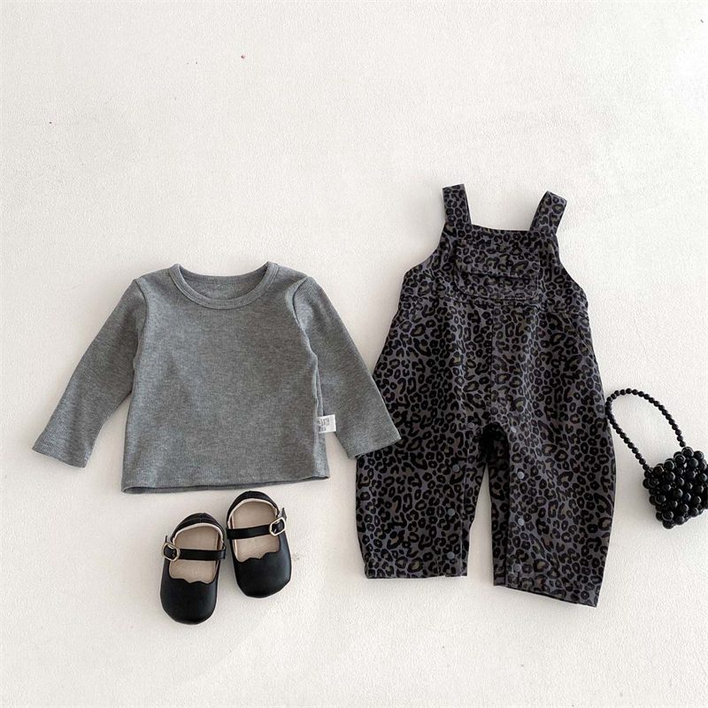 ins 秋新作 子供服 ヒョウ柄 セットアップ オーバーオール 長袖 Tシャツ ズボン 可愛い おしゃれ