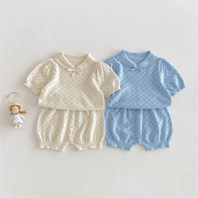夏新作　子供服　女の子　透かし編みニット　セットアップ　半袖Tシャツ　ショートパンツ　可愛い　2色